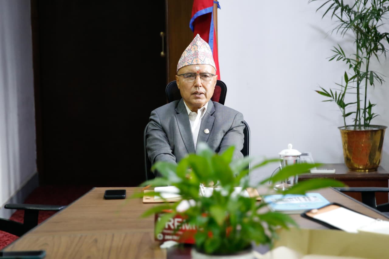 सरकारी स्वामित्वका वित्तीय संस्थाहरूलाई ३५ वर्ष नपुग्दै  उद्धार गर्नुपर्ने अवस्था छ: अर्थमन्त्री